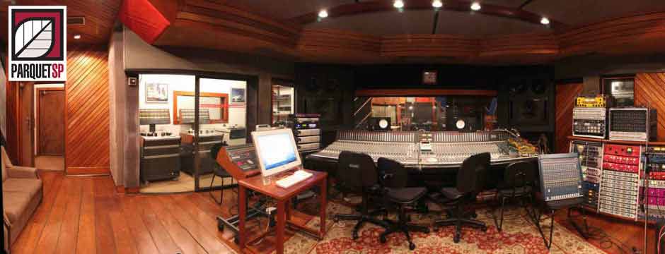 Destacada-Estudio-com-madeira-ParquetSP